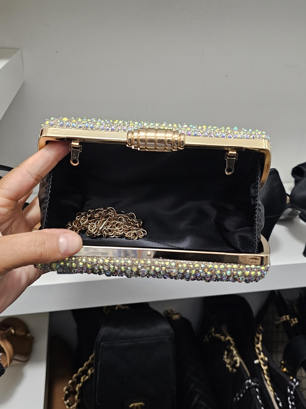 SHEIN Iridescent Crystal-Embellished Evening Clutch - Gold Hardware - Picture 4 of 4
